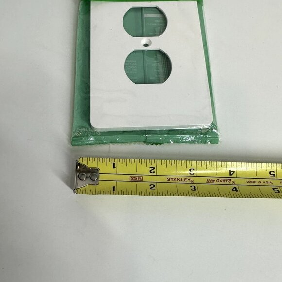 Square D Schneider Electric White Plastic Switch Cover Modern X Series Outlet - Picture 5 of 5